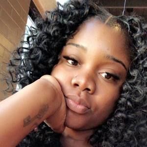 Meet your Posher, Keke